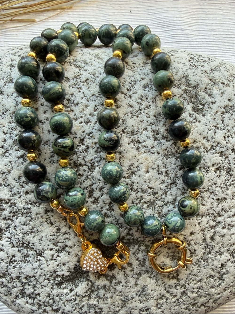 Emerald Highlands Moss Agate Necklace | 19” Gold Magnetic Heart Clasp